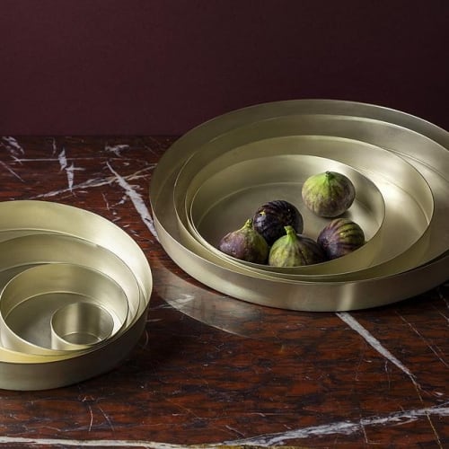 Celestial-inspired circular trays